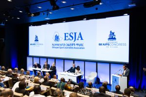 Niway Yimer, President of the Ethiopian Sports Journalists Association (ESJA) presenting Ethiopia’s bid to host the 2027 AIPS Congress (Photo by Carlo Pozzoni/AIPS Media)